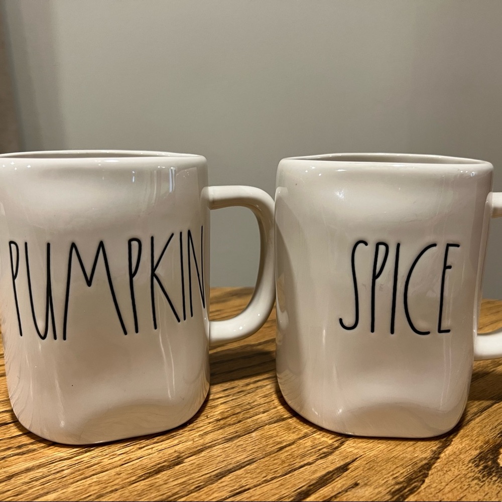Rae Dunn pumpkin spice mug set